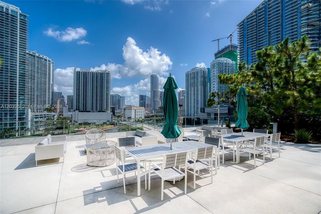 88 SW 7th Street 1006, Miami, FL 33130