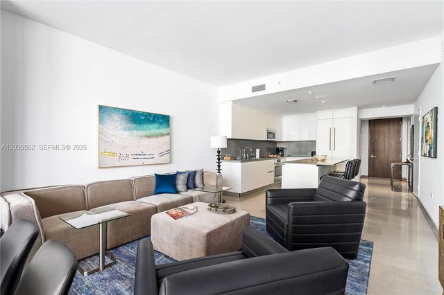 88 SW 7th Street 1006, Miami, FL 33130
