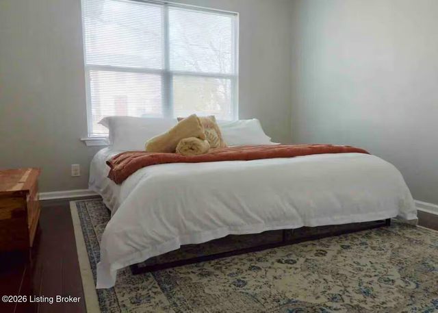 923 E Chestnut St, Louisville, KY 40204