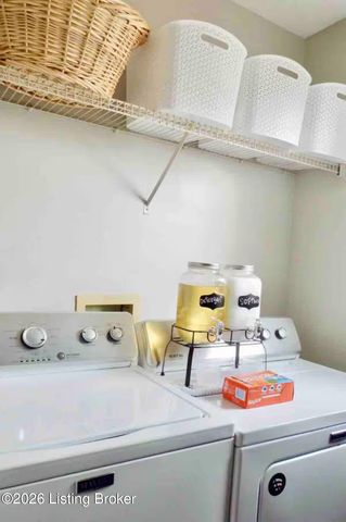 923 E Chestnut St, Louisville, KY 40204