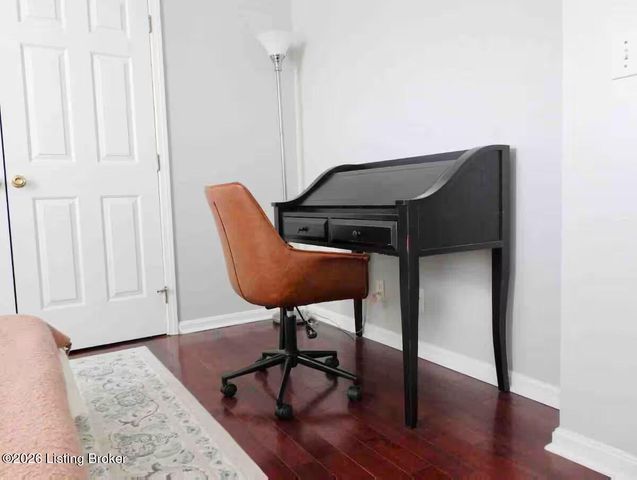 923 E Chestnut St, Louisville, KY 40204