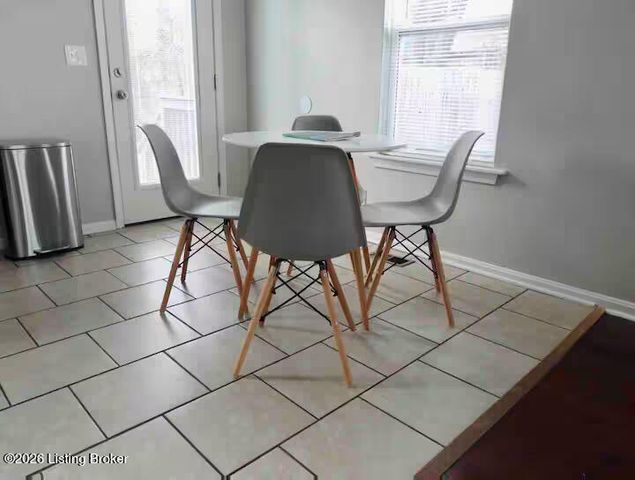 923 E Chestnut St, Louisville, KY 40204