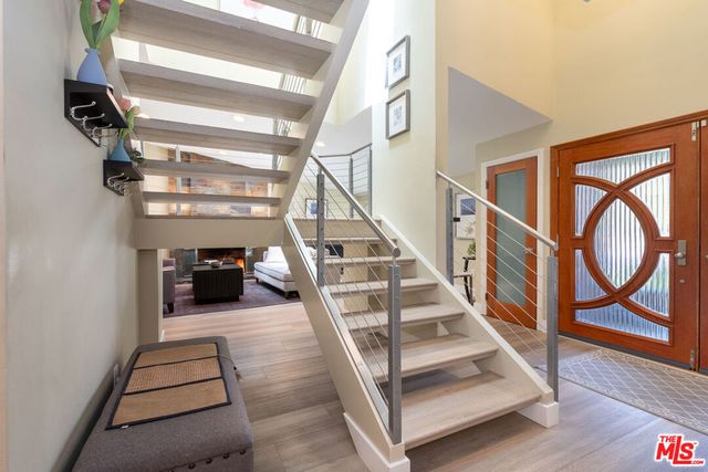 3740 Montuso Place, Encino, CA 91436