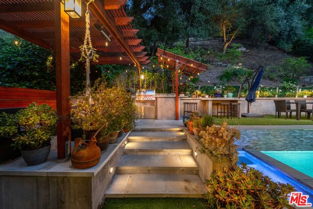 3740 Montuso Place, Encino, CA 91436