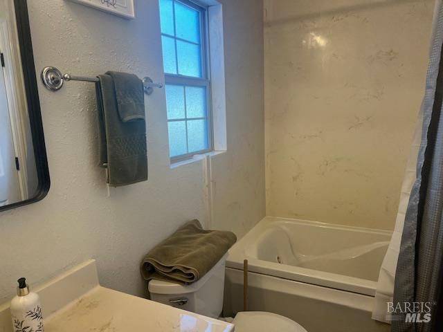 15198 Harbor Ln, Clearlake, CA 95422