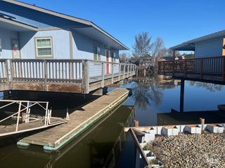 15198 Harbor Ln, Clearlake, CA 95422