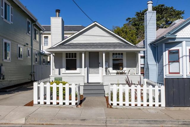 418 Fountain Avenue, Pacific Grove, CA 93950