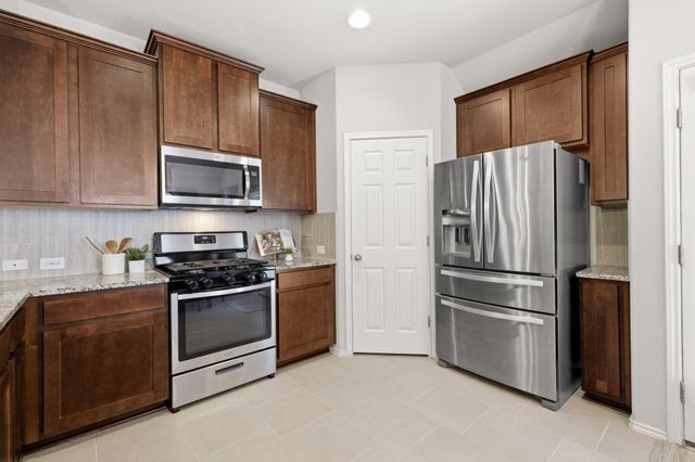 219 Noddy RD, Buda, TX 78610