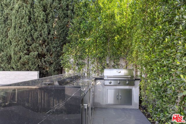 459 N Croft Avenue, Los Angeles, CA 90048