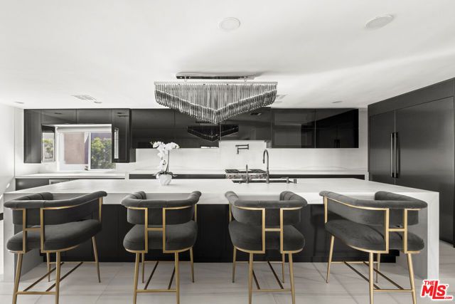 459 N Croft Avenue, Los Angeles, CA 90048