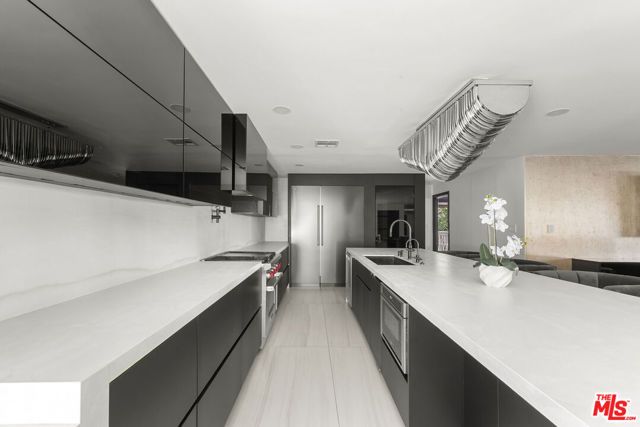 459 N Croft Avenue, Los Angeles, CA 90048