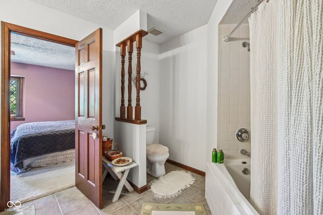 9535 E Southport Road, Indianapolis, IN 46259