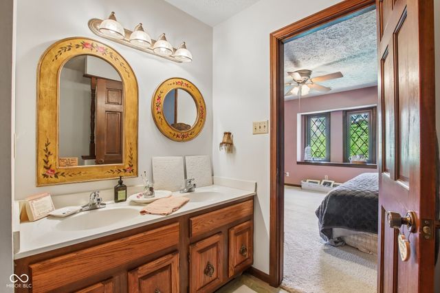 9535 E Southport Road, Indianapolis, IN 46259