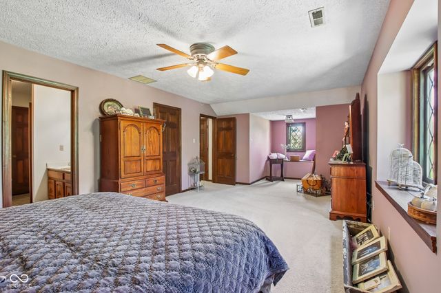 9535 E Southport Road, Indianapolis, IN 46259