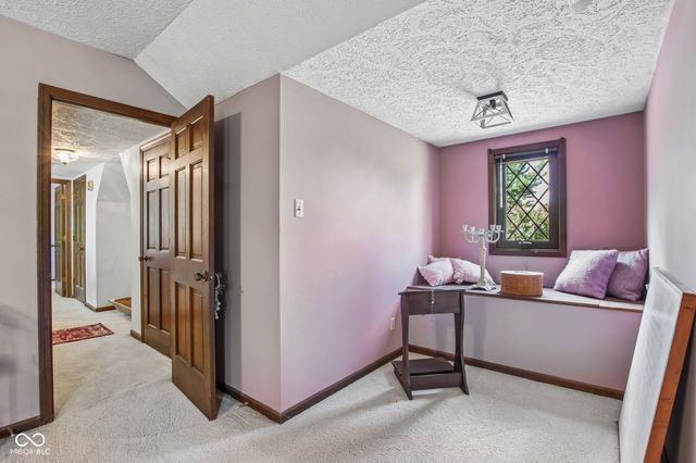 9535 E Southport Road, Indianapolis, IN 46259