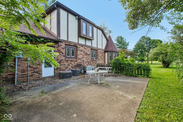 9535 E Southport Road, Indianapolis, IN 46259