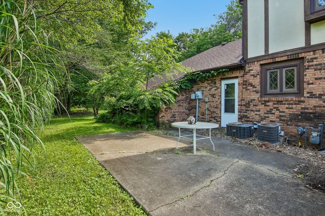 9535 E Southport Road, Indianapolis, IN 46259