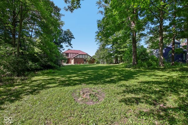 9535 E Southport Road, Indianapolis, IN 46259
