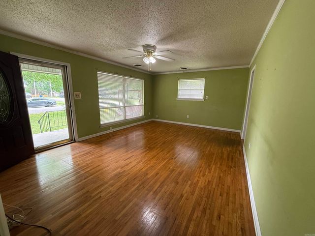 602 SWANEE Drive, Benton, AR 72019