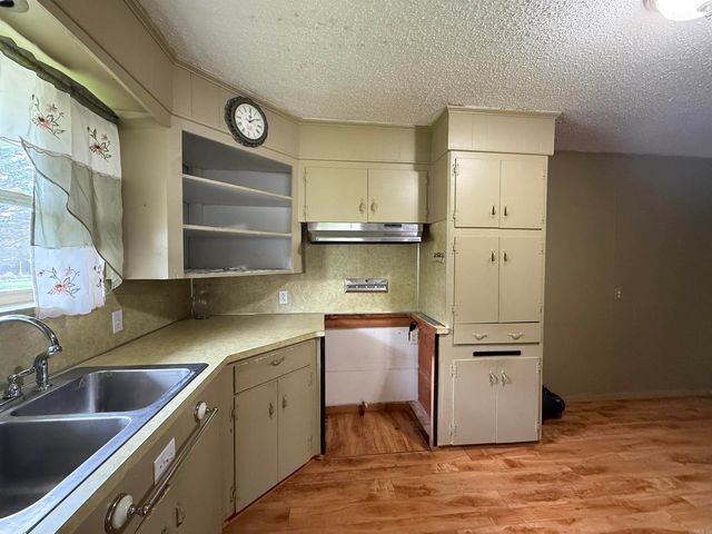 602 SWANEE Drive, Benton, AR 72019