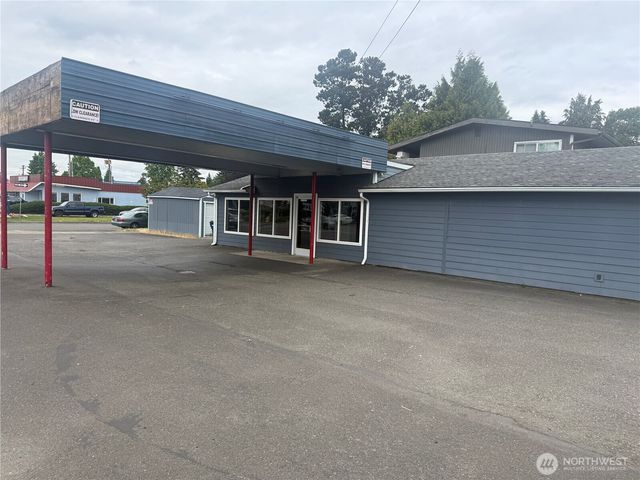 420 auburn Way N, Auburn, WA 98002
