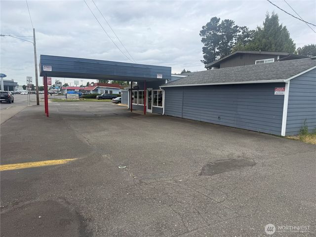 420 auburn Way N, Auburn, WA 98002