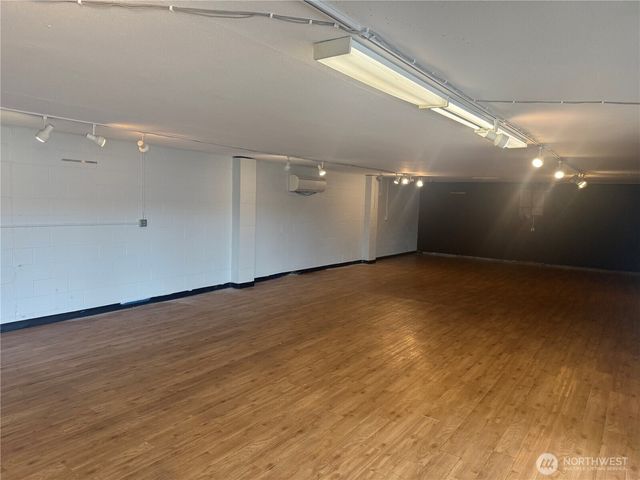 420 auburn Way N, Auburn, WA 98002