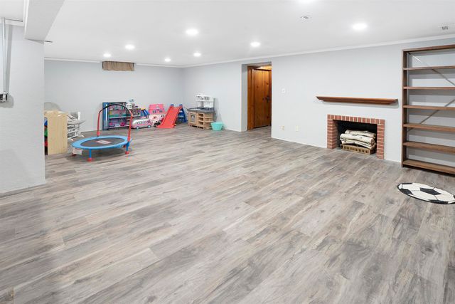 1450 N Salina, Wichita, KS 67203