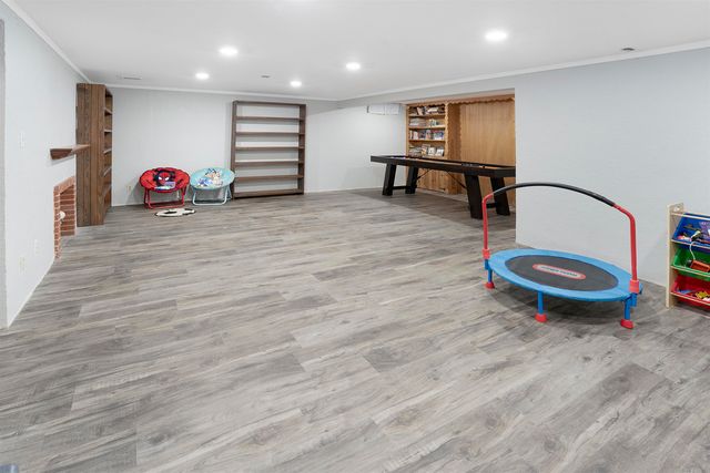 1450 N Salina, Wichita, KS 67203