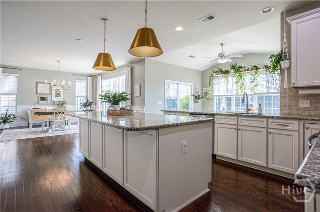 20 Smoke Rise Road, Richmond Hill, GA 31324