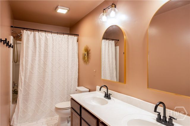 20 Smoke Rise Road, Richmond Hill, GA 31324