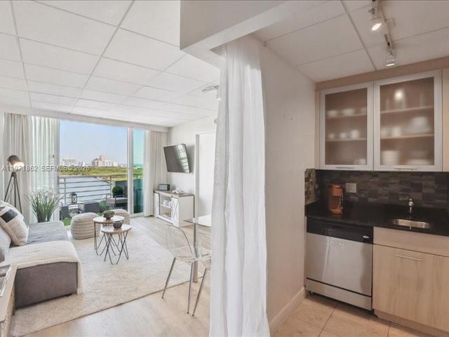 2670 E Sunrise Blvd 1428, Fort Lauderdale, FL 33304