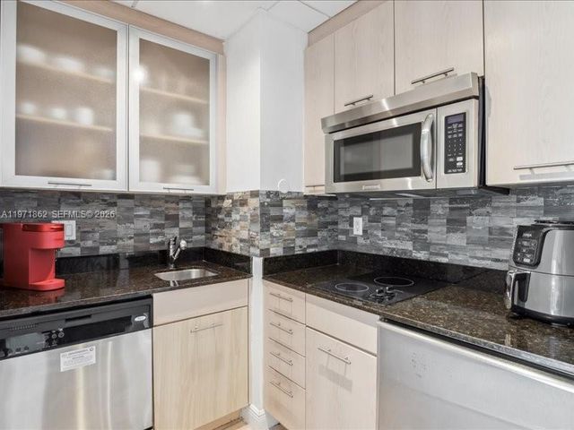 2670 E Sunrise Blvd 1428, Fort Lauderdale, FL 33304