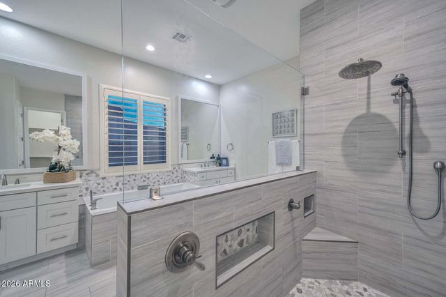 18373 W SELLS Drive, Goodyear, AZ 85395