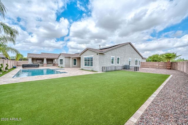 18373 W SELLS Drive, Goodyear, AZ 85395
