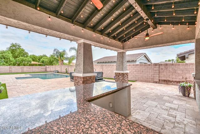 18373 W SELLS Drive, Goodyear, AZ 85395