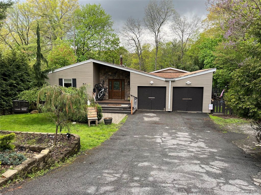 56 Summit Avenue, Tappan, NY 10983