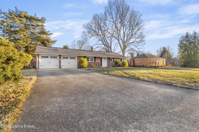 30 Narwood Dr, Louisville, KY 40299