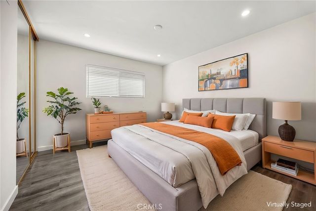 369 San Juan Way, La Canada Flintridge, CA 91011