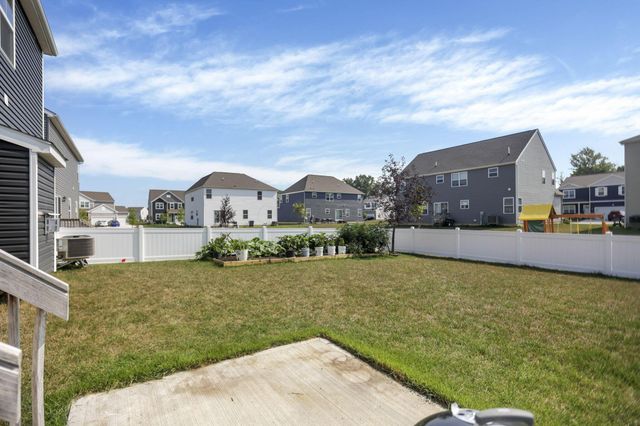 611 Timber Valley Drive, Pataskala, OH 43062
