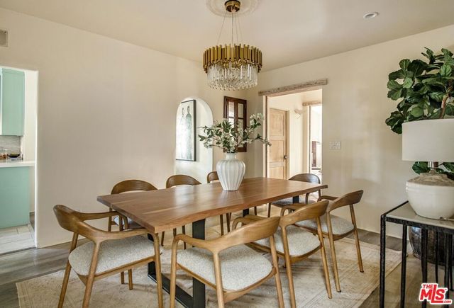 156 S La Peer Drive, Beverly Hills, CA 90211