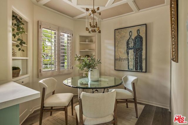 156 S La Peer Drive, Beverly Hills, CA 90211