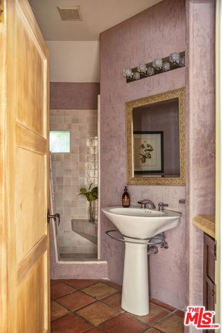 156 S La Peer Drive, Beverly Hills, CA 90211