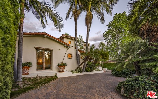 156 S La Peer Drive, Beverly Hills, CA 90211