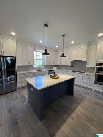 185 BATTLES CIRCLE, Clanton, AL 35045