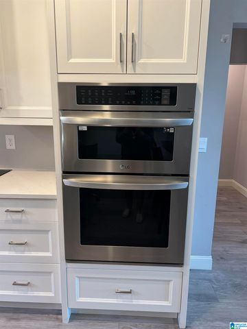 185 BATTLES CIRCLE, Clanton, AL 35045