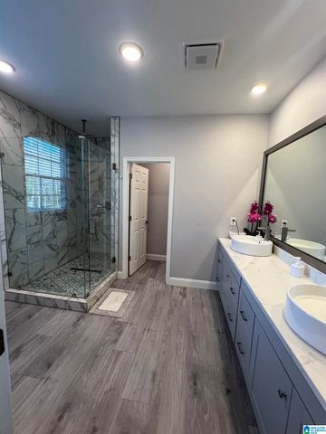 185 BATTLES CIRCLE, Clanton, AL 35045