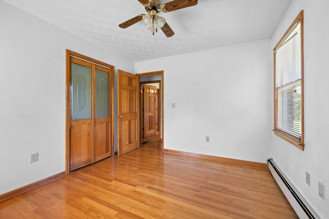 1874 Hales Ford RD, Moneta, VA 24121
