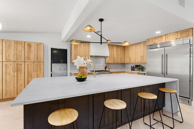 7300 Greenhaven DR, Austin, TX 78757