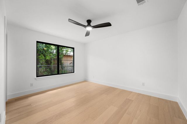 7300 Greenhaven DR, Austin, TX 78757